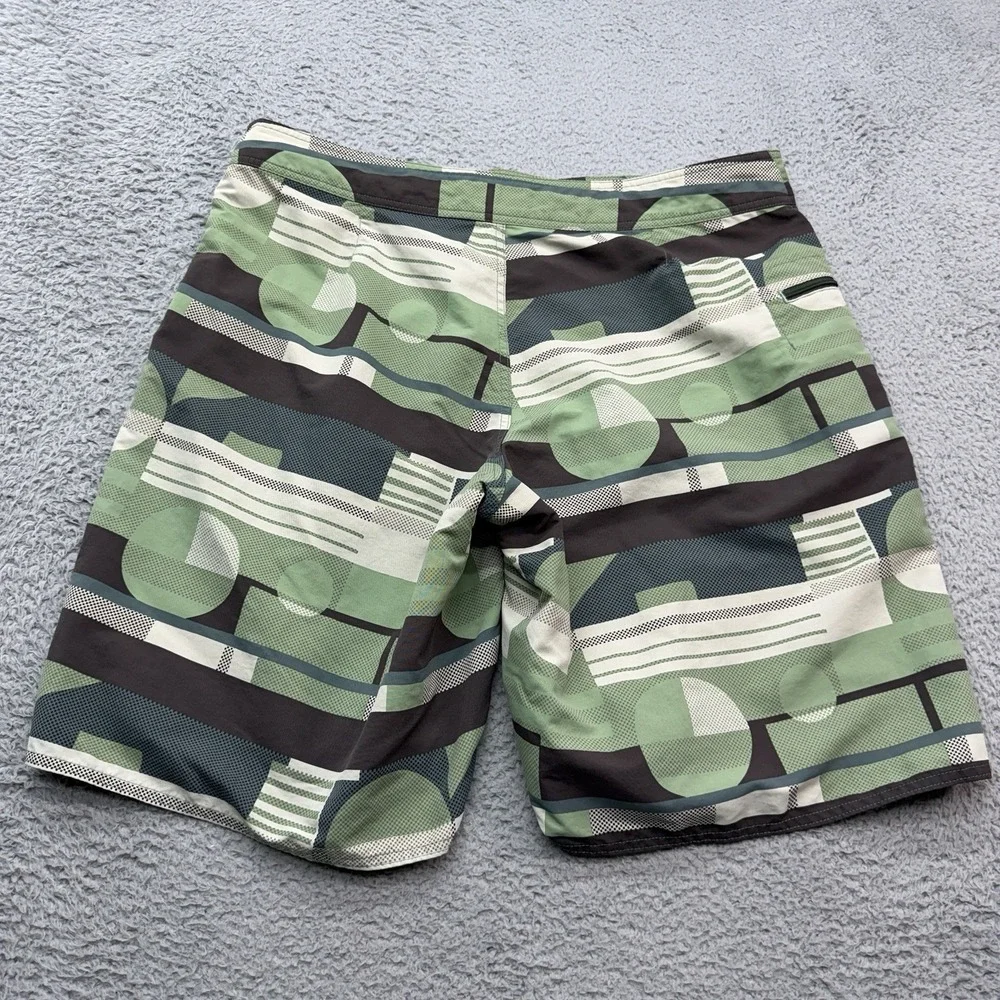 Patagonia Wavefarer Board Shorts Mens 36 Tiki Tactical Green Geometric 9